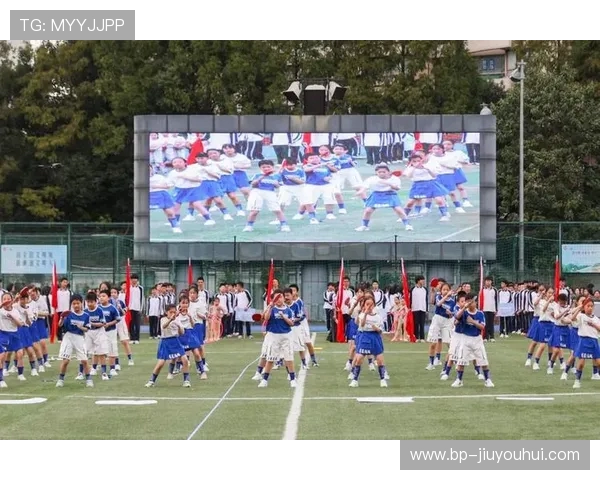 金州足球热潮掀起青少年运动新风潮推动地方体育发展与文化繁荣