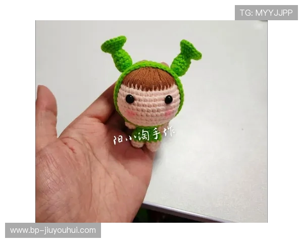 以钩织小足球图案打造创意亲子手作玩偶完整教学指南实用版大全集